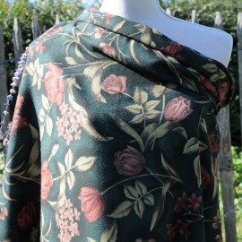 Coton et Polyester fond vert imprimé fleur vieux rose en 150cm n°798