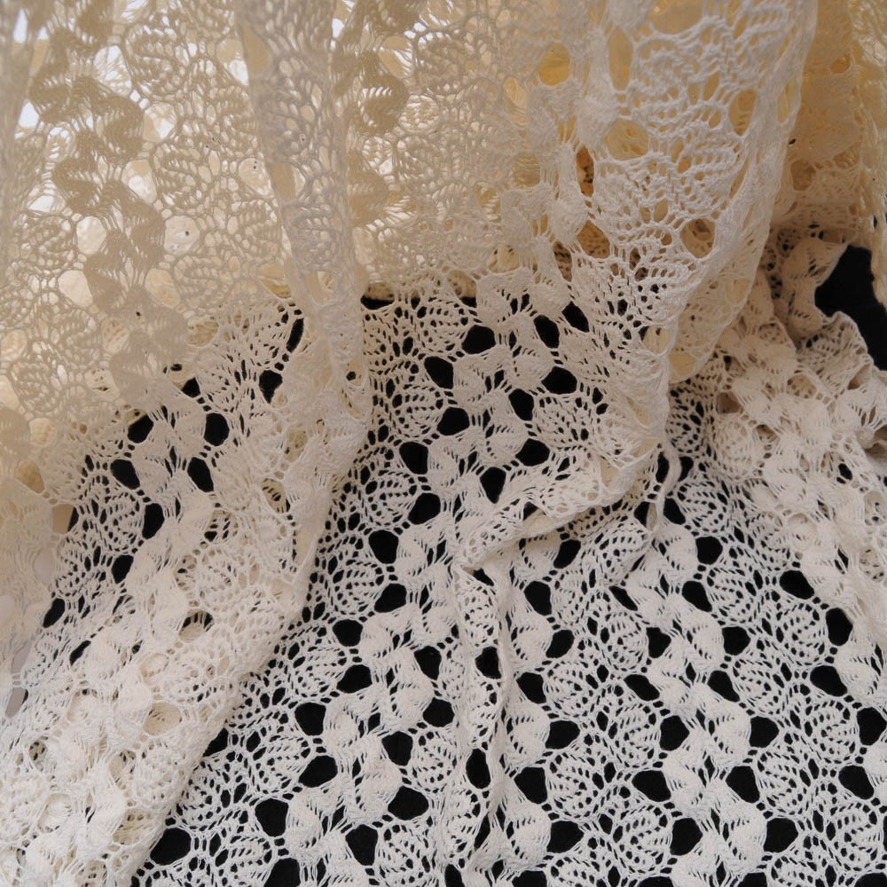 environ 1.83 m vintage ST festonné broderie tissu de coton crochet dentelle Largeur 2.5 cm 2 Yd