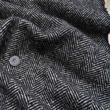 Coupon lainage Chevrons Noir et blanc Laine et Polyester 2m25 en 140cm n°11016