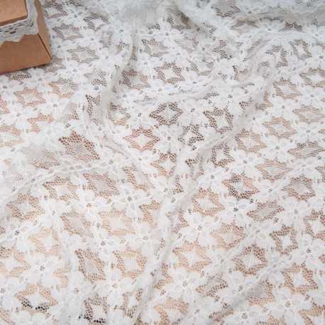 Au mètre dentelle stretch Polyester polyamide blanche losange brillant n°11100
